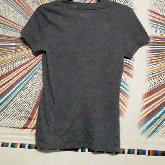 LevelWear/Jim Beam Kentucky Straight Bourbon Whiskey Womens (Med) Vneck Teeshirt - Picture 4 of 10